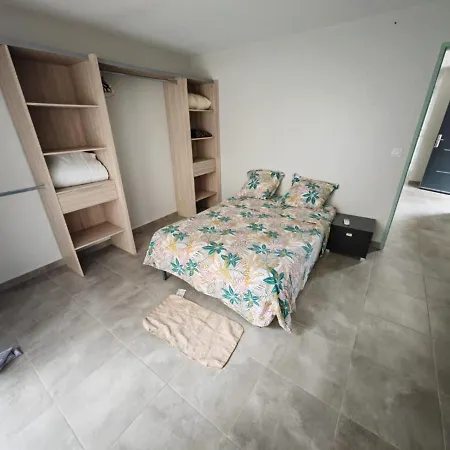 Maison Neuve Contemporaine Parking Apartmán *
