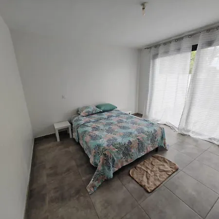 Maison Neuve Contemporaine Parking Apartmán *